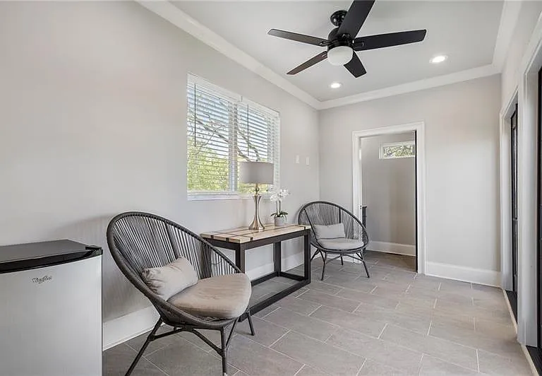 631 Boulevard NE — Photo 41
