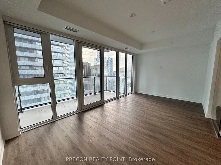 634 Church St W #3802 — Photo 2