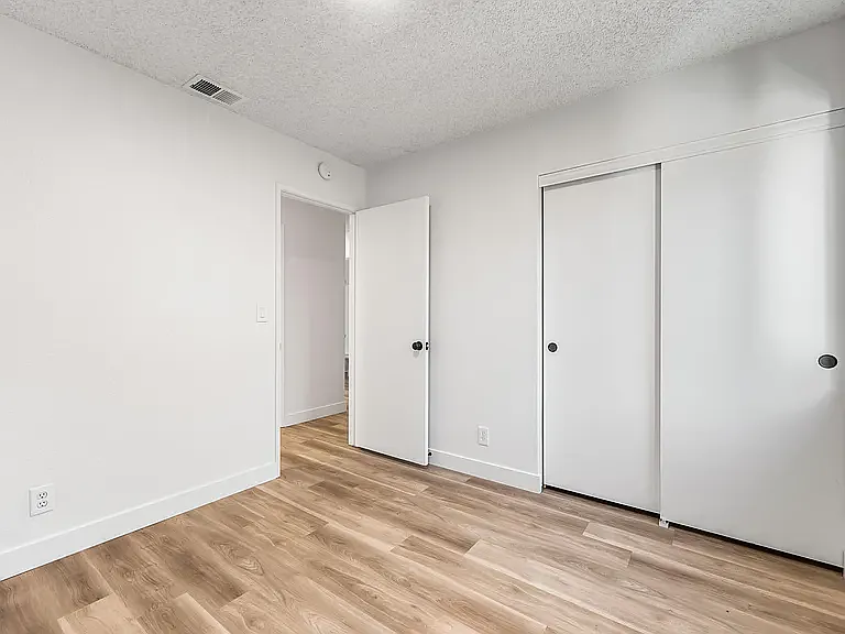 3817 Fernwood St — Photo 20