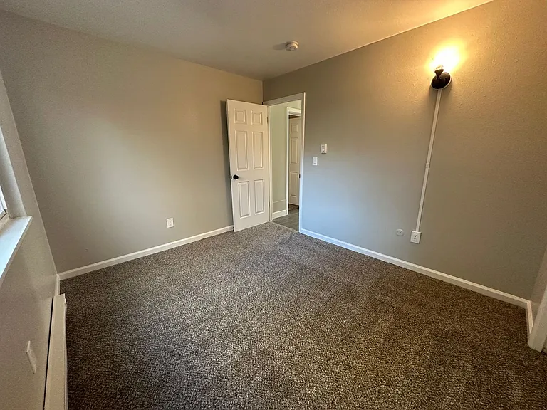 Stone Gate Apartments — Photo 56