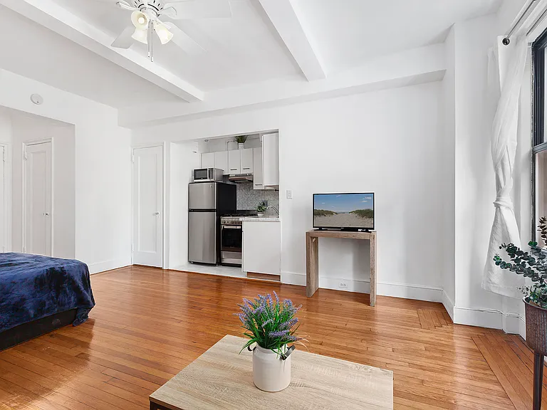 243 W End Ave #503 — Photo 3