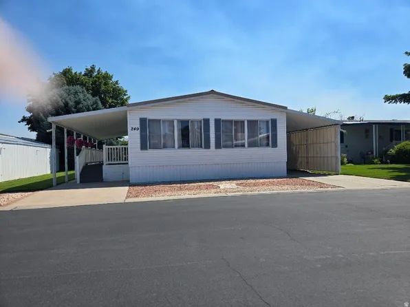 3800 S 1900 W Trailer 249, Roy, UT 84067