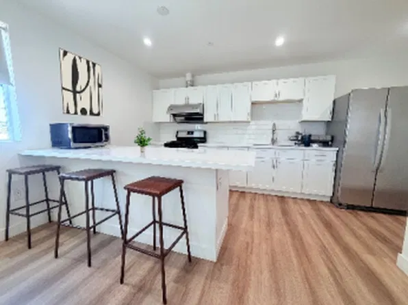 3025 Walton Ave, Los Angeles, CA