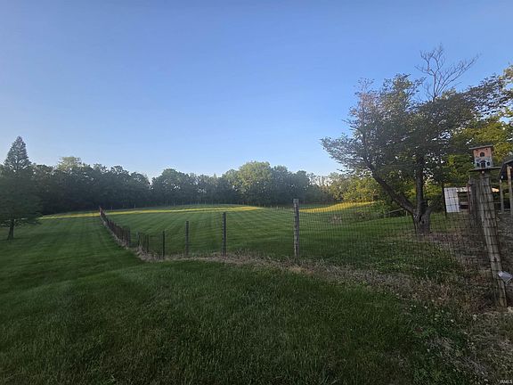 5th image of 1888 S Pelzer Rd