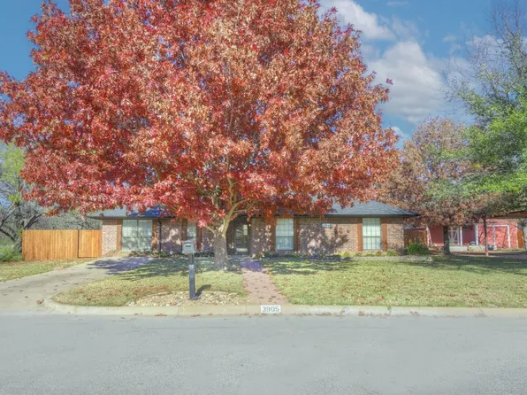 3905 NE 7th St, Mineral Wells, TX 76067