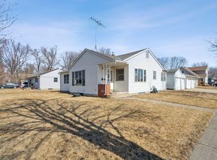 1509 14th St E, Glencoe, MN 55336