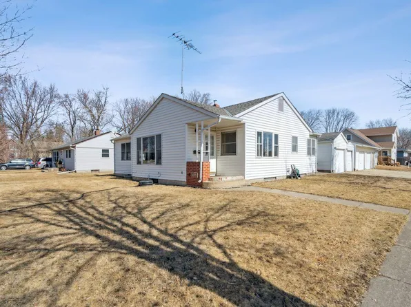1509 14th St E, Glencoe, MN 55336