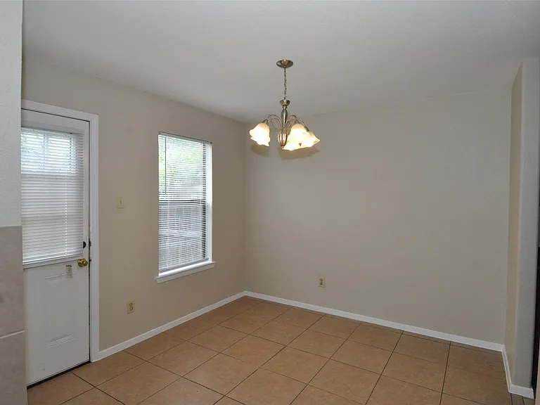 12304 Abney Dr #B — Photo 6