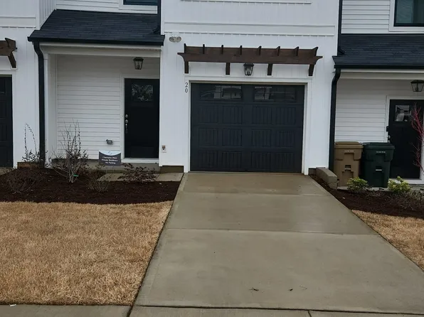 20 S Lenny Dr, Clayton, NC 27520
