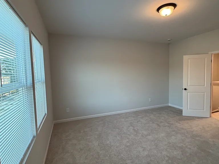 2827 Beacon Bend Xing — Photo 16