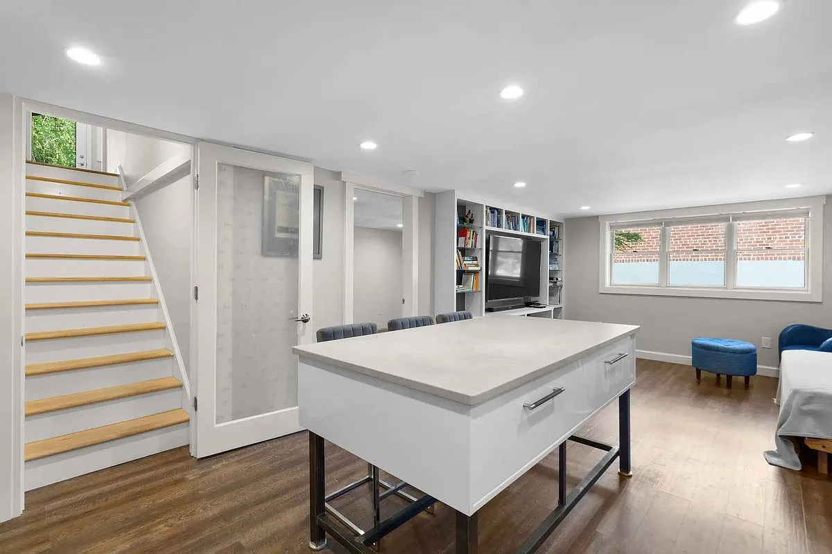 1 bed, 840 sqft, $2,250 — Photo 4
