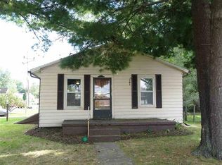 814 E Arthur St, Warsaw, IN 46580