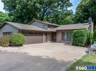 903 6th St, Hampton, IL 61256