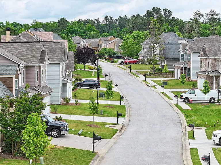 Quinn Residences at Vista Lakes — Photo 7