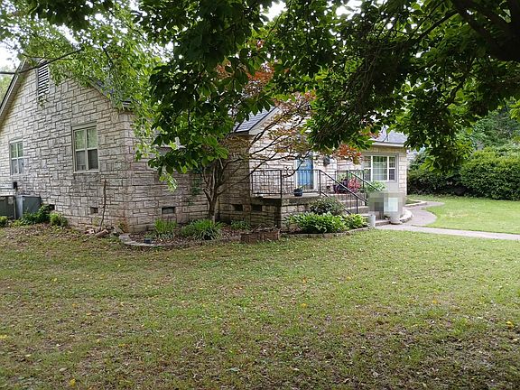 3rd image of 2406 S R St