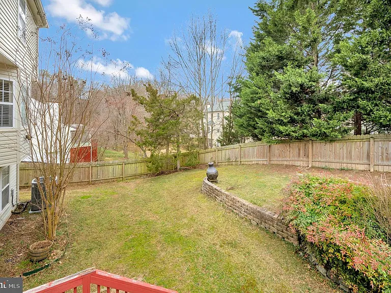 48 Savannah Ct — Photo 57