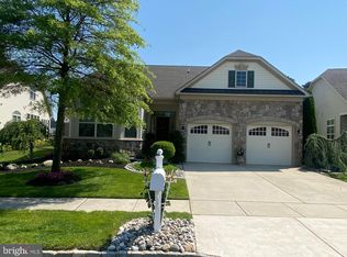 13 Copley Cir, West Berlin, NJ 08091