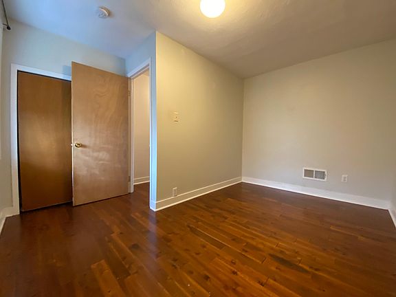 Second Bedroom or Perfect Home Office Space