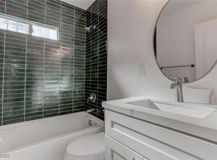 1504 E Ogden Ave, Las Vegas, NV 89101