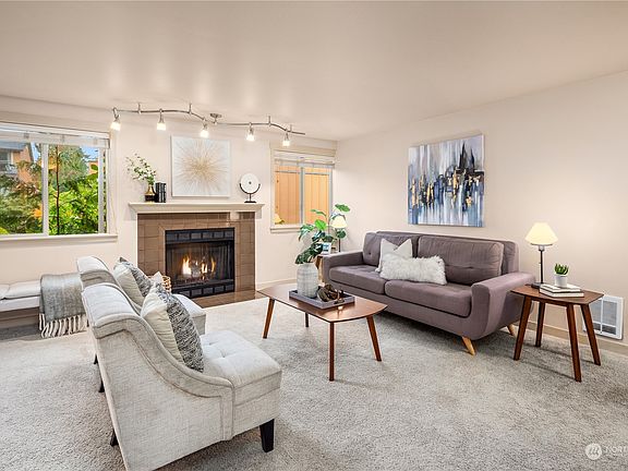 4th image of 8252 126th Avenue NE #D203