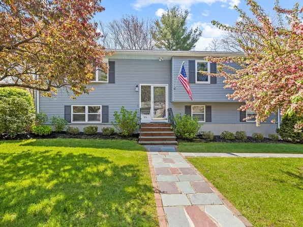 26 Towerbrook Rd, Hingham, MA 02043