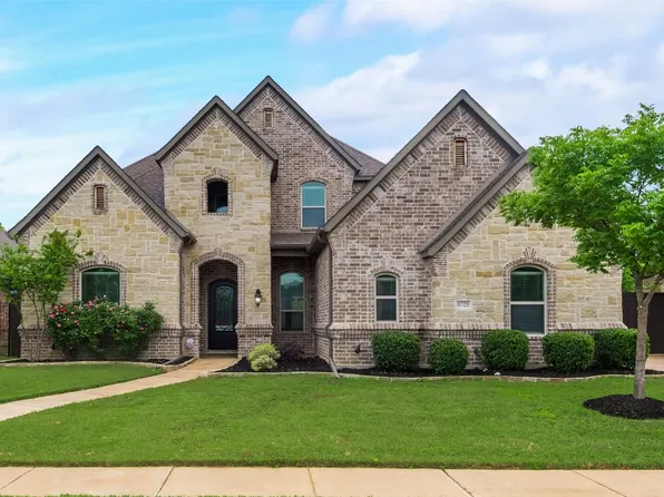 8725 Shadywood Ln, North Richland Hills, TX 76182