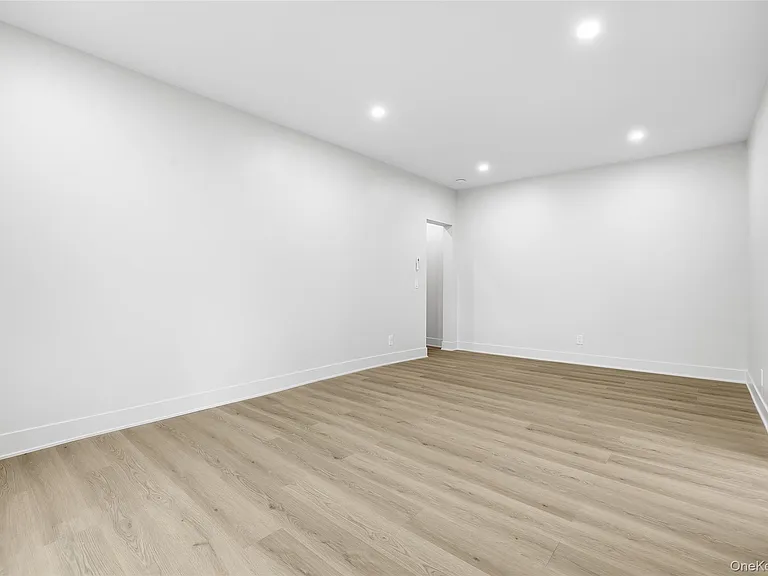 36 Dunwoodie St #1 — Photo 9