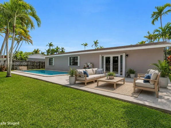 18645 SW 90th Ave, Cutler Bay, FL 33157