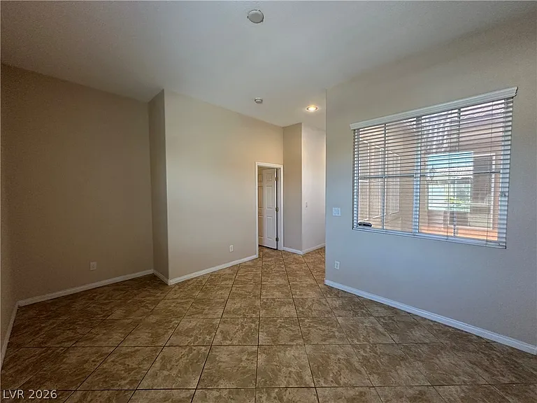 7185 Windy Peak Ct — Photo 25