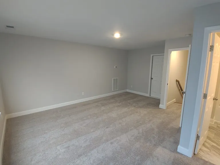 1137 Crisp Spring Dr — Photo 12