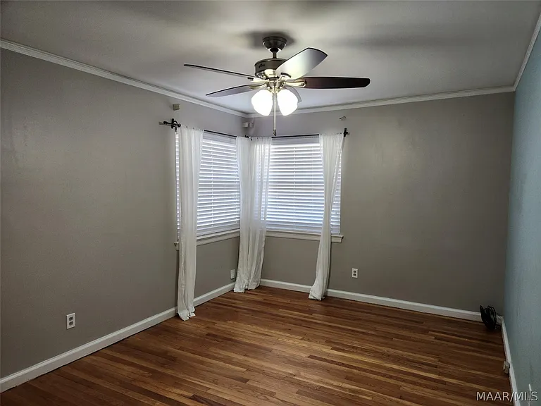 2814 Ashley Ave — Photo 32