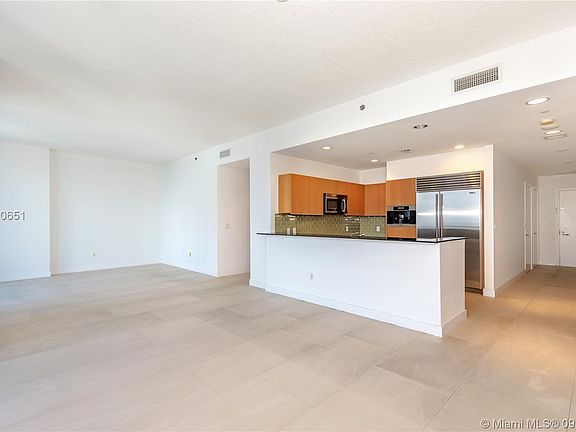 4th image of 1060 Brickell Ave APT 4309E