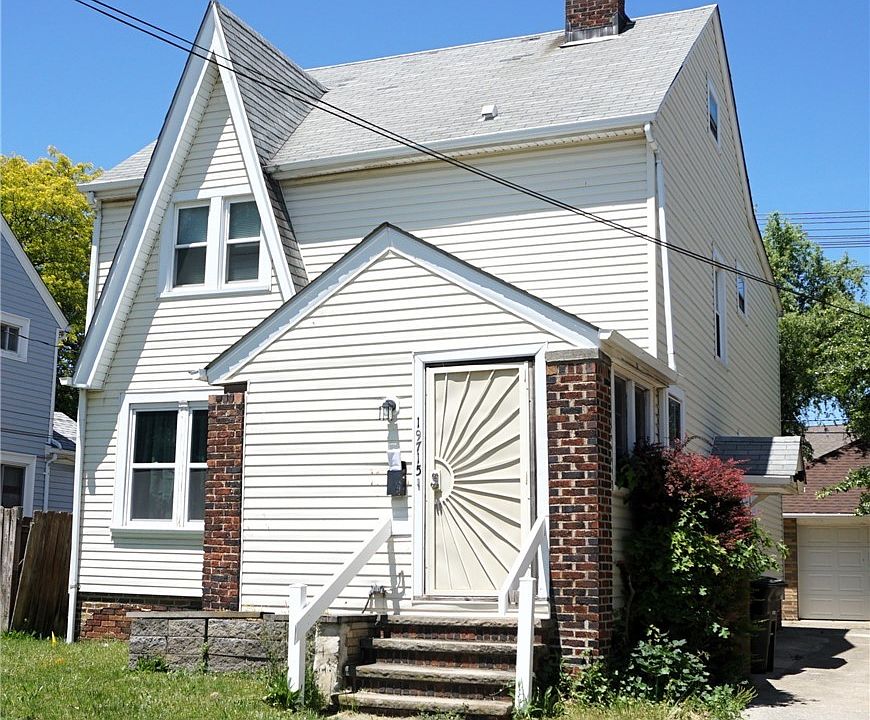 1st image of 19715 Cherokee Ave
