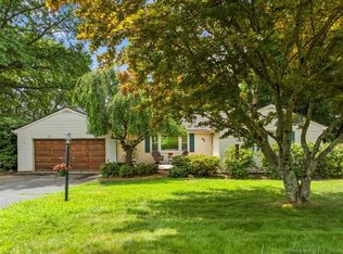 95 Skyline Dr, Meriden, CT 06451