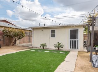 1138 1/2 W 52nd St, Los Angeles, CA 90037