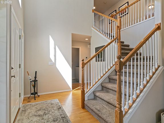 5th image of 1915 SE 125th Ct
