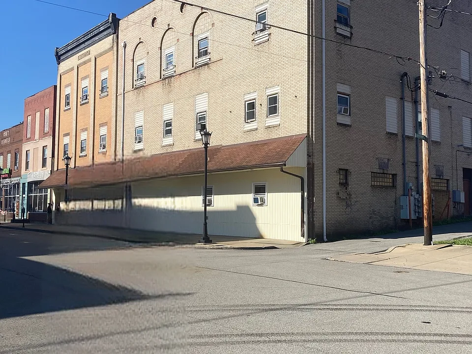 131 Wood St #207