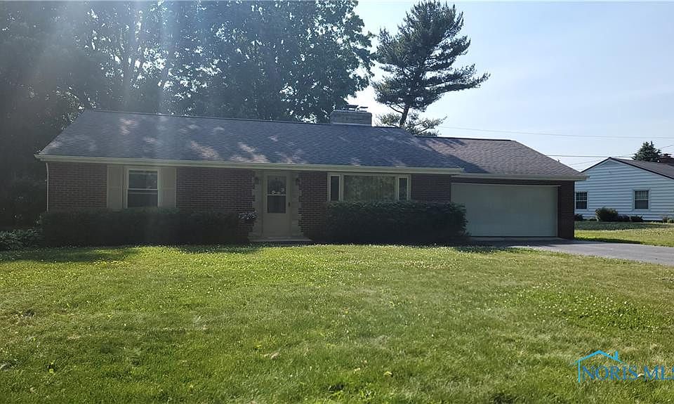 1st image of 627 Monticello Dr