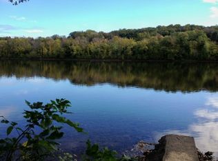 1044 River Rd, Washington Crossing, PA 18977