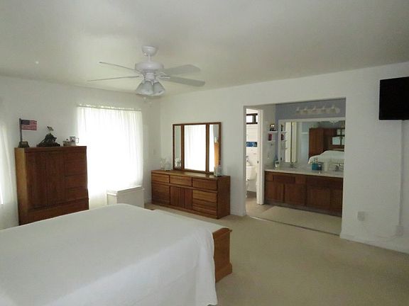 3rd image of 2969 Santa Inez Dr