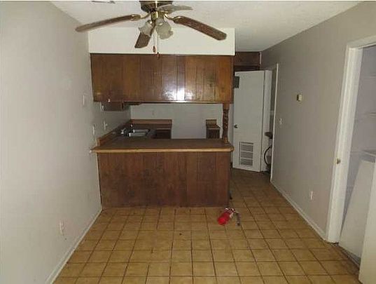 3rd image of 6374 W Fairfield Dr #Ad