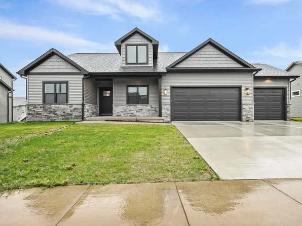 407 Melissa 78, Cottage Grove, WI 53527