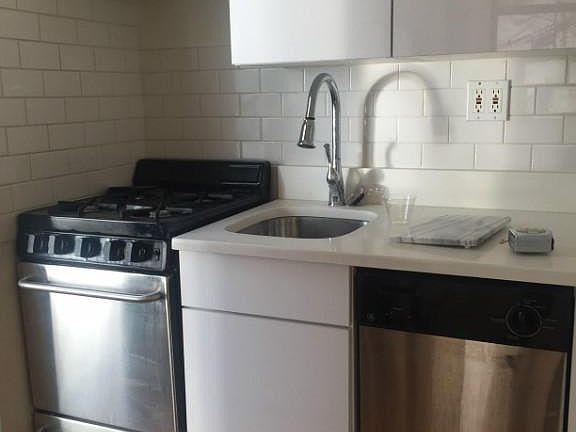 5th image of 135 W 24th St Ph B