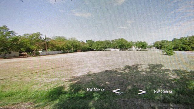 1st image of 2001 Dalworth St