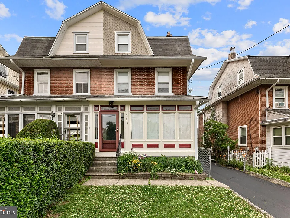 809 Ardmore Ave