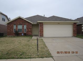 11136 Whispering Brook Ln, Fort Worth, TX 76140