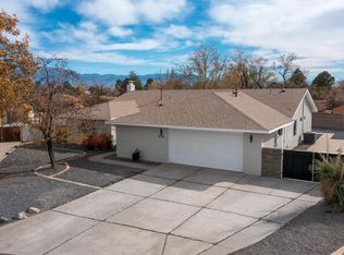 5220 Irving Blvd NW, Albuquerque, NM 87114