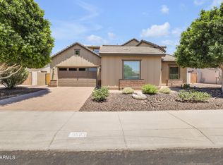 5693 S Fawn Ave, Gilbert, AZ 85298