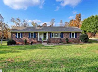 252 Old Farrs Bridge Rd, Greenville, SC 29611