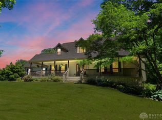 5700 Kizer Ln, Springfield, OH 45502